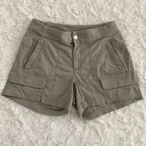 Athleta Trekki hiking short